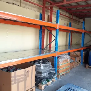 palet üçün rəflər